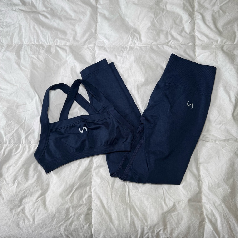 Stylish Navy Blue Workout Set
